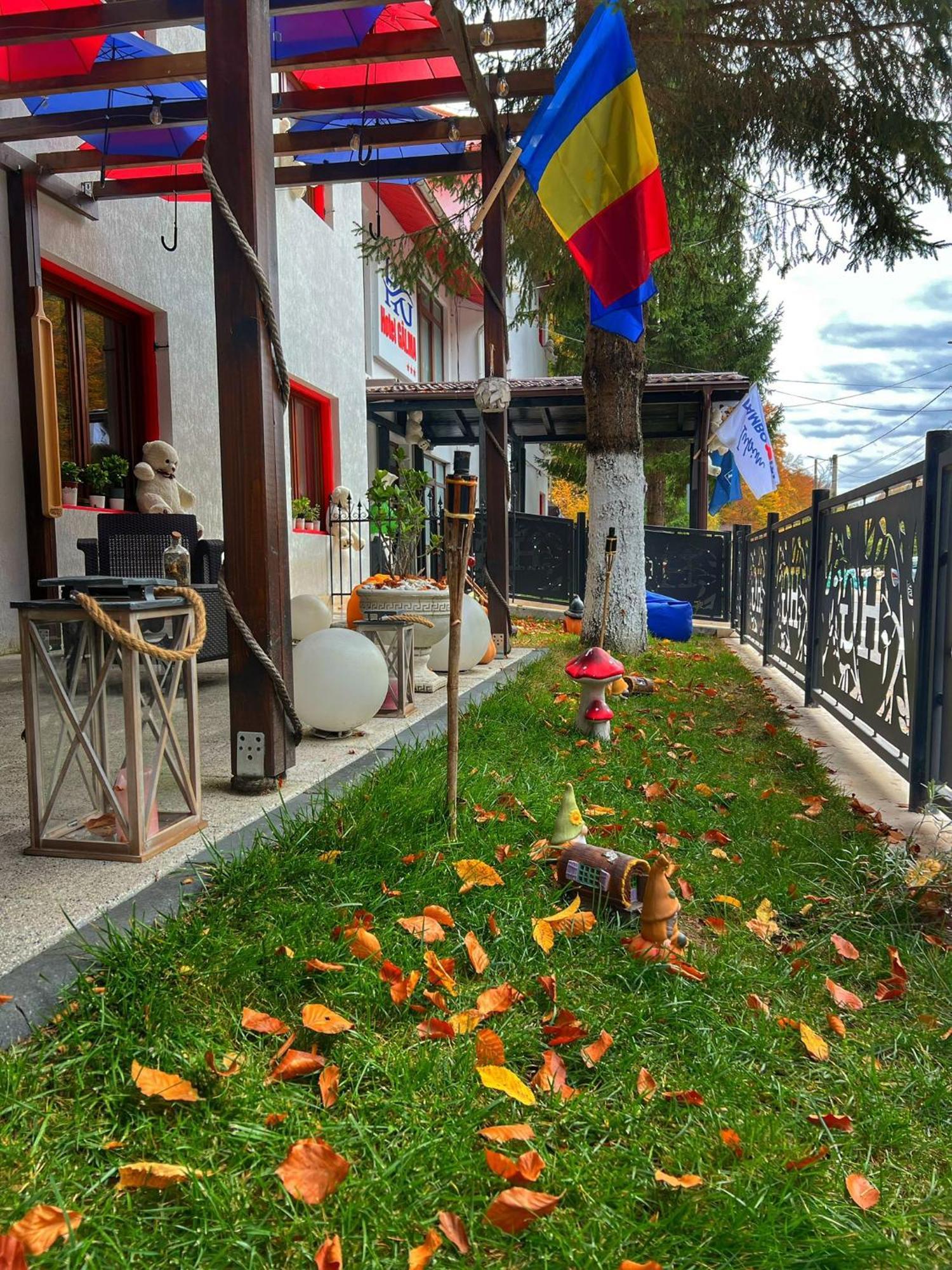 Hotel Gâlma Moroeni Buitenkant foto