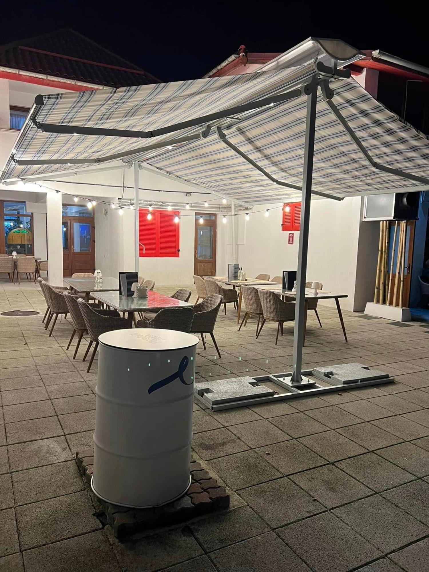 Hotel Gâlma Moroeni Buitenkant foto